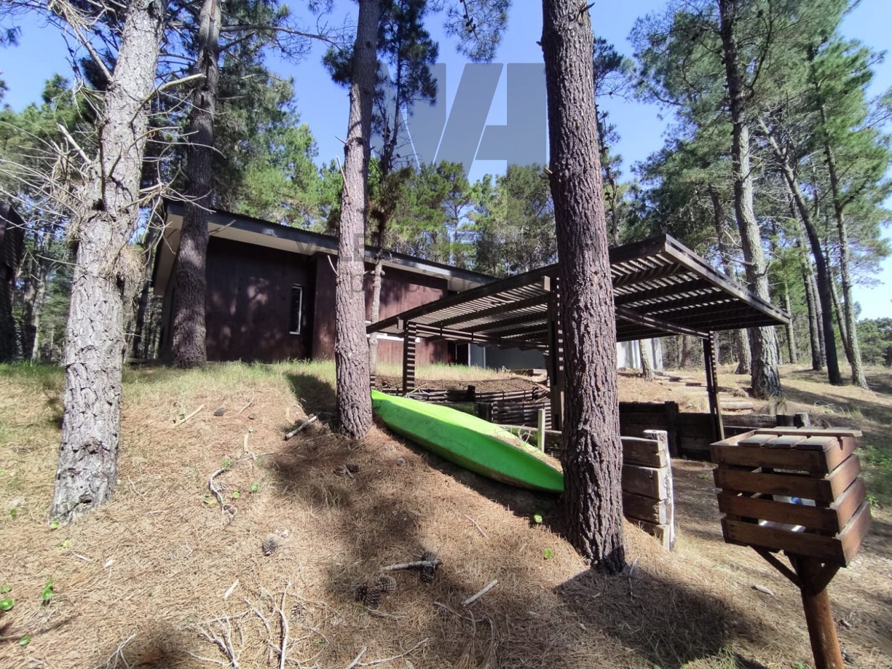 Venta casa Villarobles Pinamar 4 dorm.