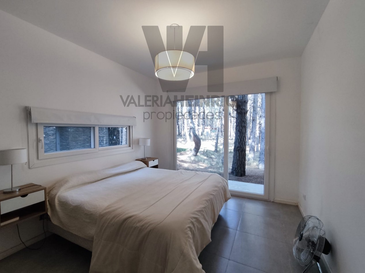 Venta casa Villarobles Pinamar 4 dorm.