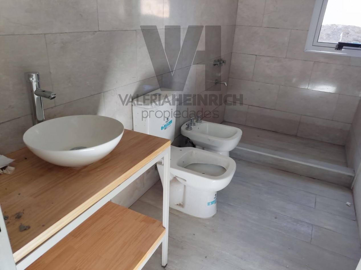 Casa en Venta en Villa Robles cerca de Pinamar y Costa Esmeralda. barrio cerrado