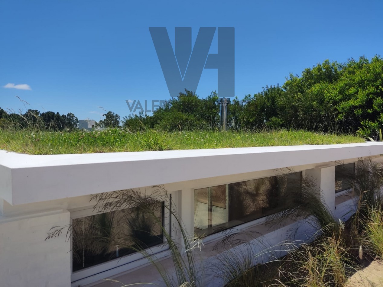 CASA EN VENTA COSTA ESMERALDA SEND 3 DISEÑO 