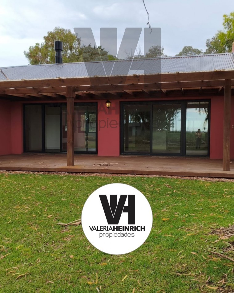 Casa en venta estilo campo costa esmeralda deportiva