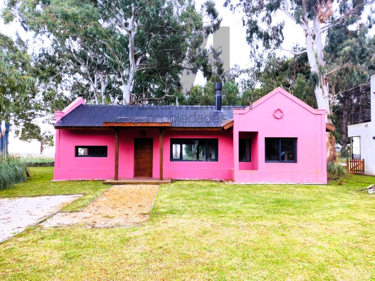 Casa en venta estilo campo costa esmeralda deportiva