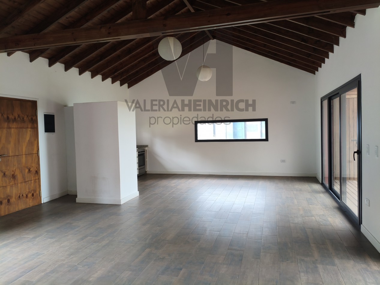 Casa en venta estilo campo costa esmeralda deportiva
