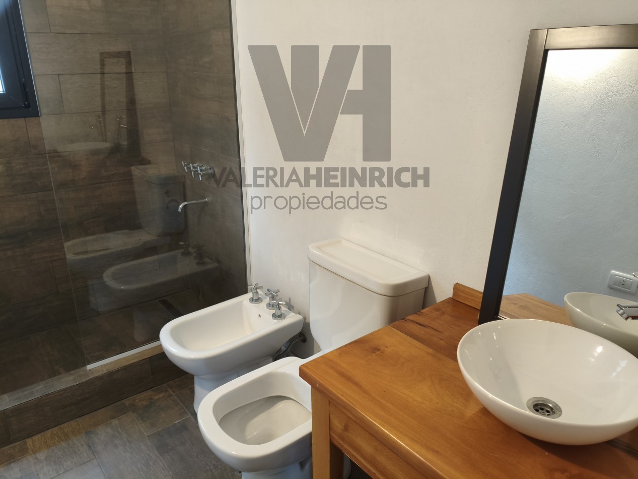 Casa en venta estilo campo costa esmeralda deportiva