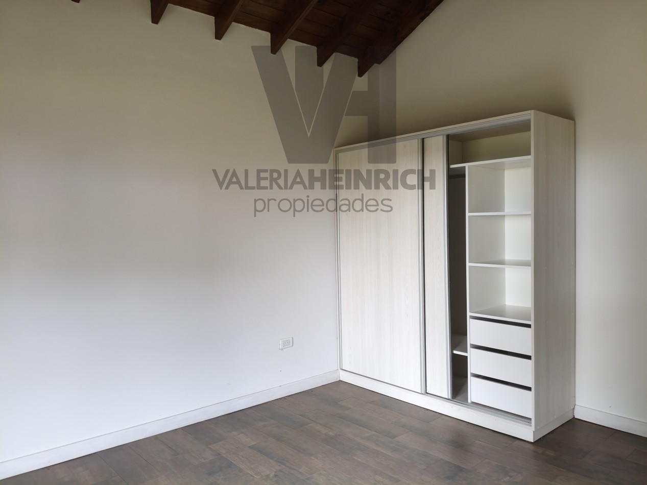 Casa en venta estilo campo costa esmeralda deportiva