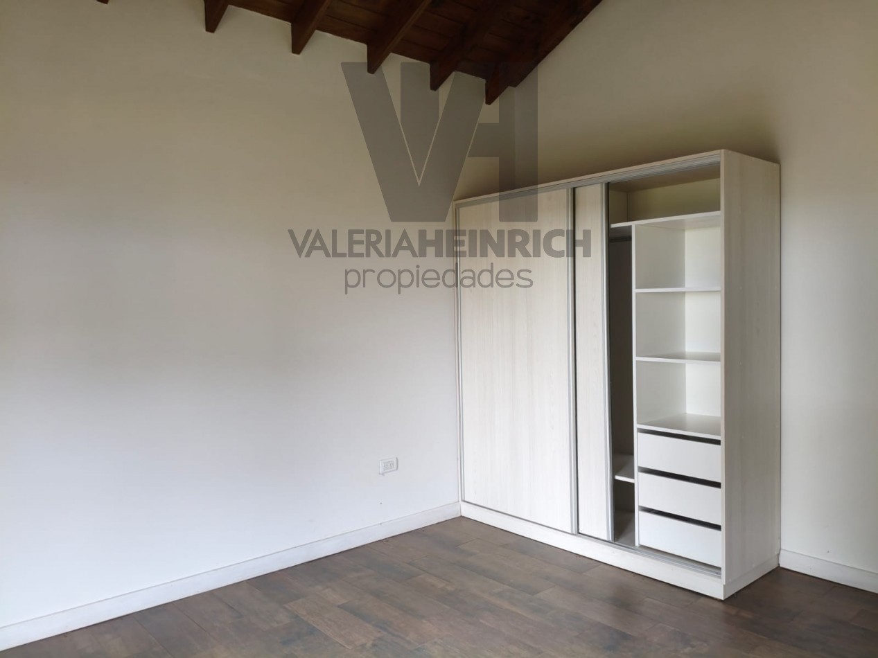 Casa en venta estilo campo costa esmeralda deportiva