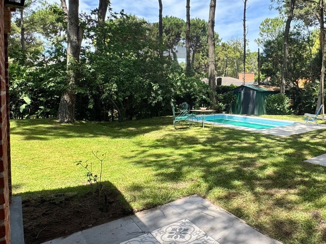 CASA EN ALQUILER PINAMAR PILETA 6 PAX