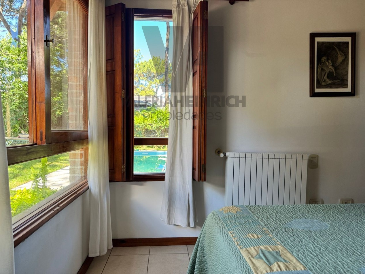 CASA EN ALQUILER PINAMAR PILETA 6 PAX