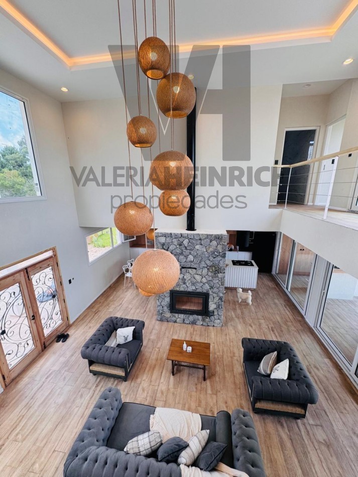 Alquiler Costa Esmeralda casa Ecuestre 8 pax. 