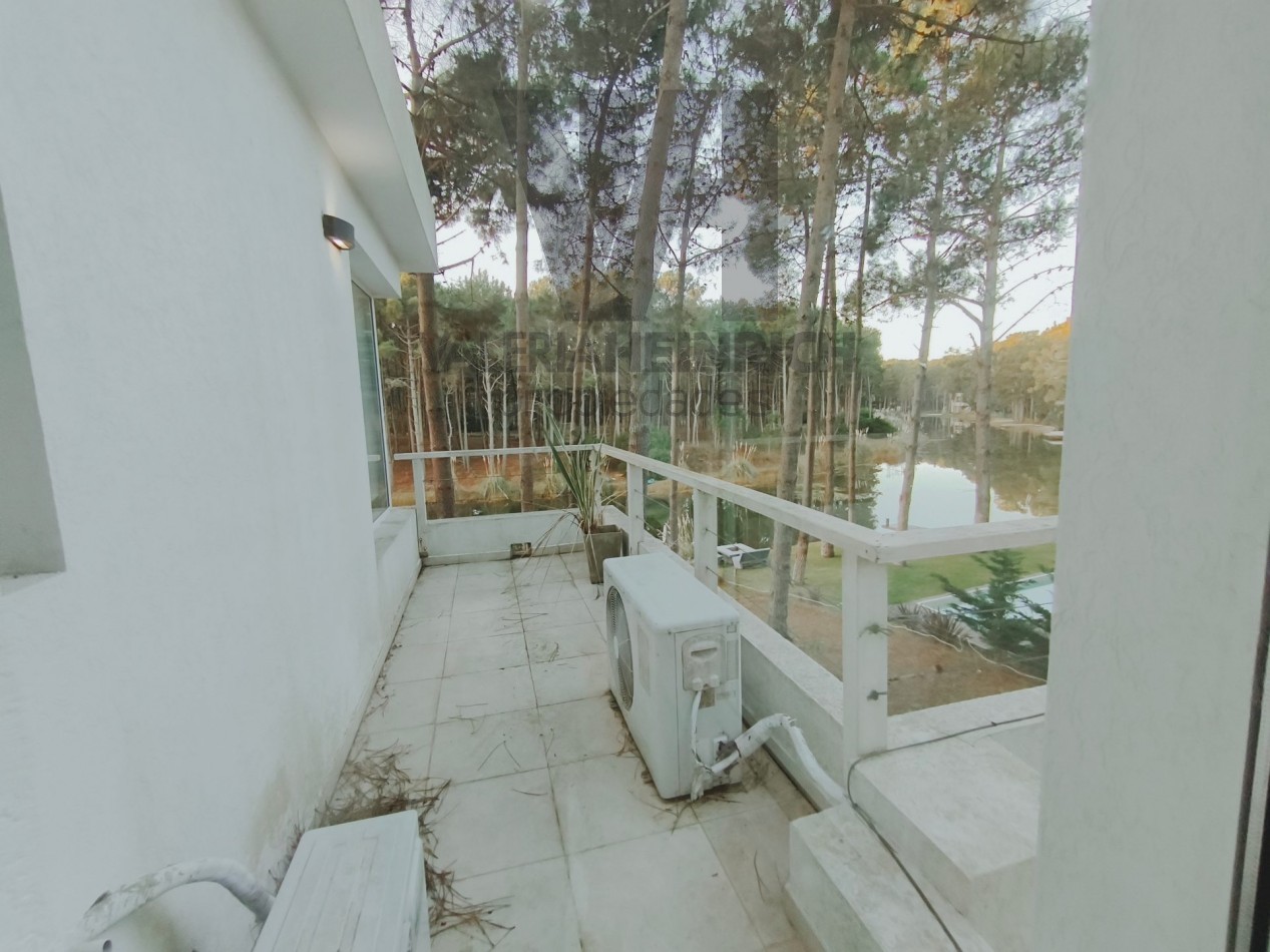 casa Villarobles venta laguna 4 dorm. oportunidad 
