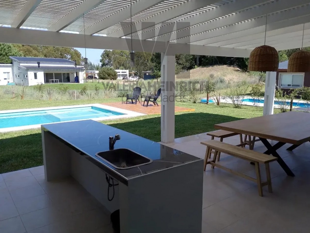 Venta Costa Esmeralda Ecuestre 4 dorm pileta 