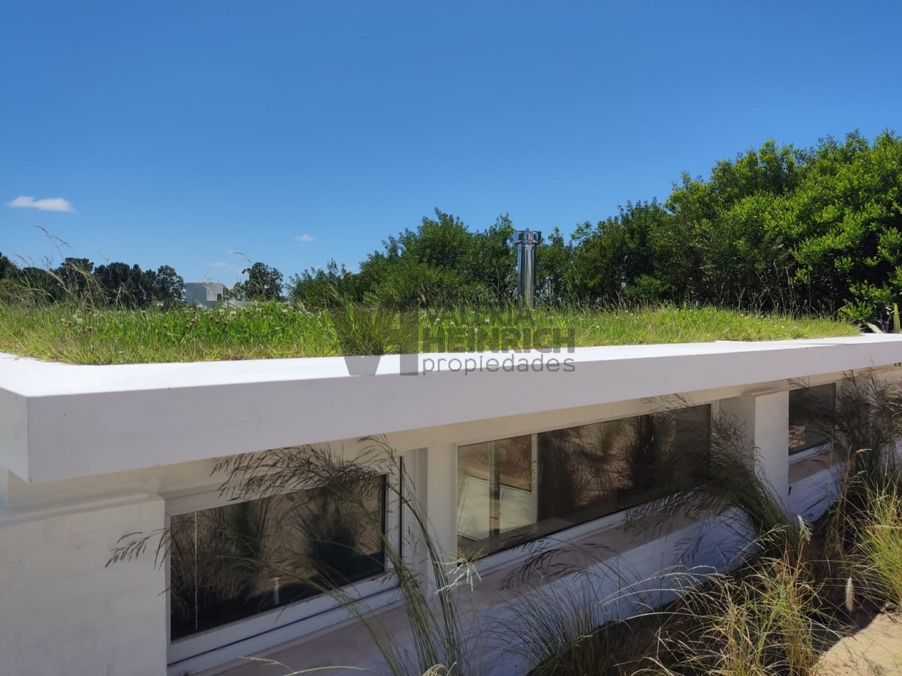 CASA EN VENTA COSTA ESMERALDA SEND 3 DISEÑO 