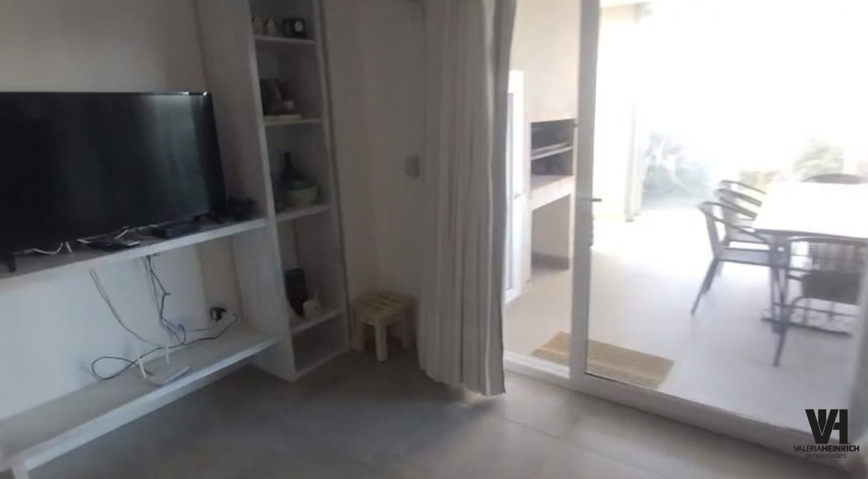 Alquiler departamento Costa Esmeralda PB parrilla galeria cerrada 