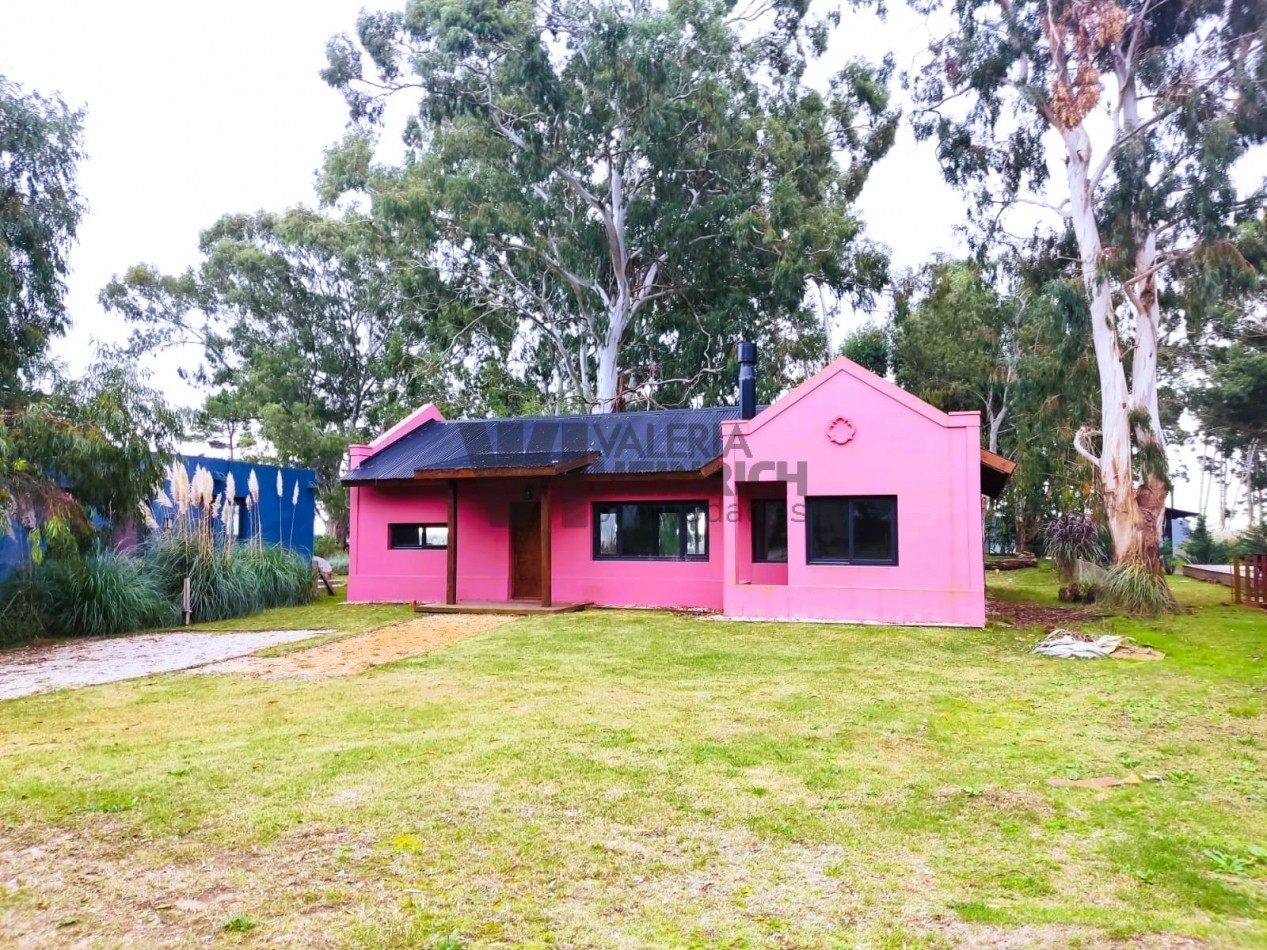 Casa en venta estilo campo costa esmeralda deportiva