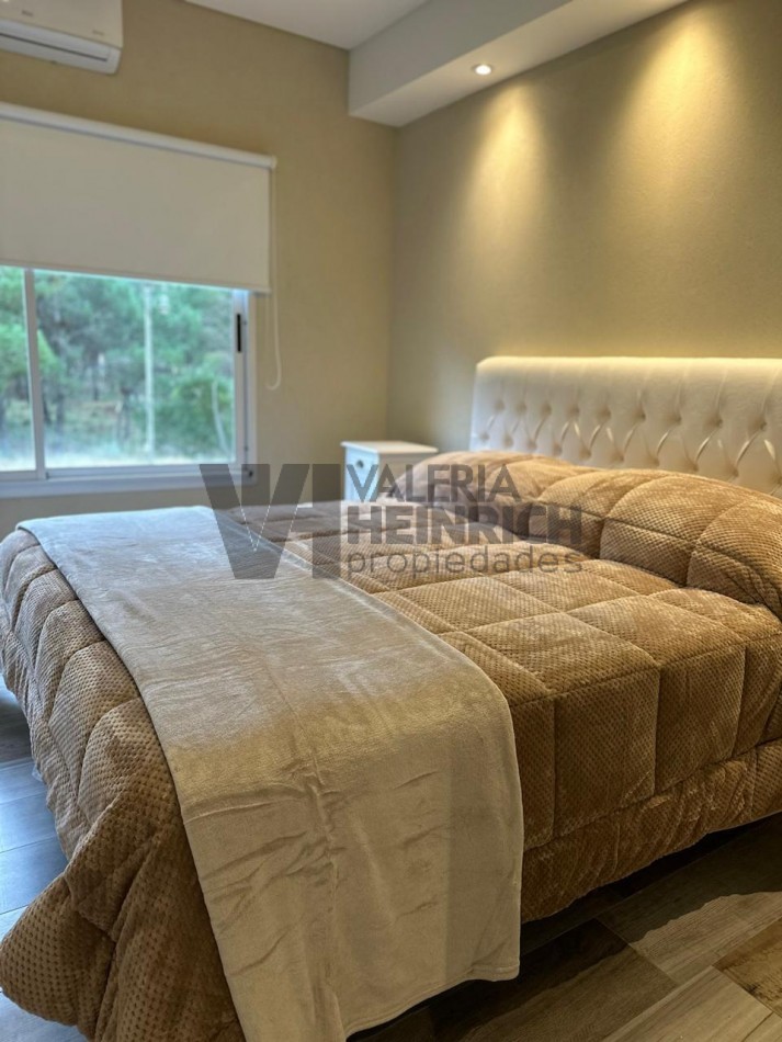 Venta casa en Costa Esmeralda 