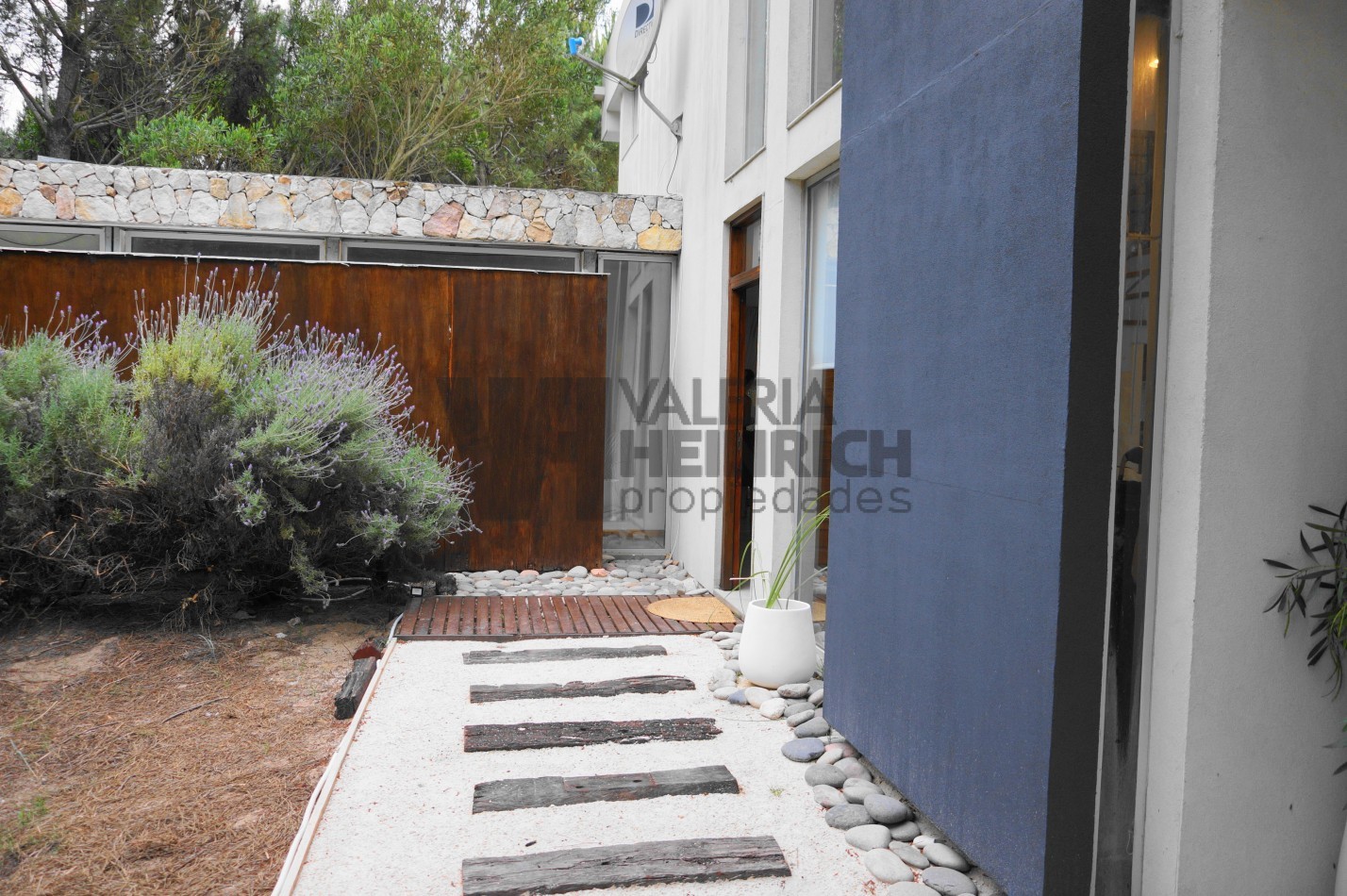 Alquiler casa Costa Esmeralda Residencial 