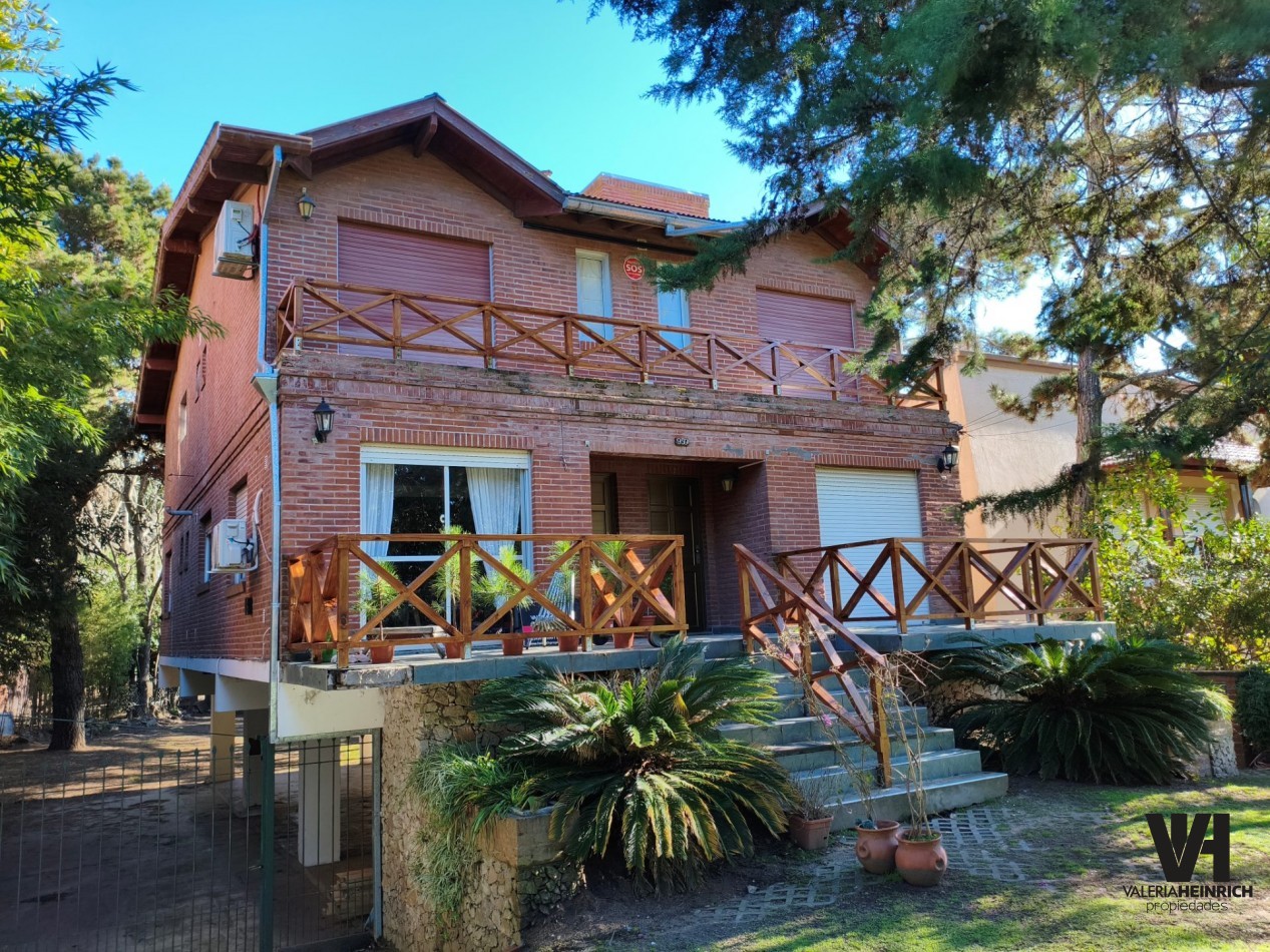 Venta departamento cerca del mar, mar de Ostende, 3 amb. cochera oportunidad permuta