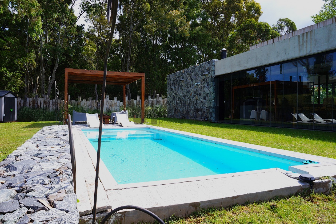 Venta casa Costa Esmeralda 4dorm. 