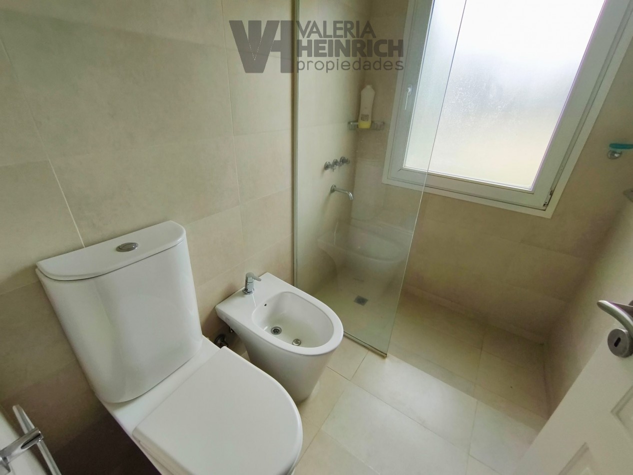 Alquiler Costa Esmeralda golf 8 pax