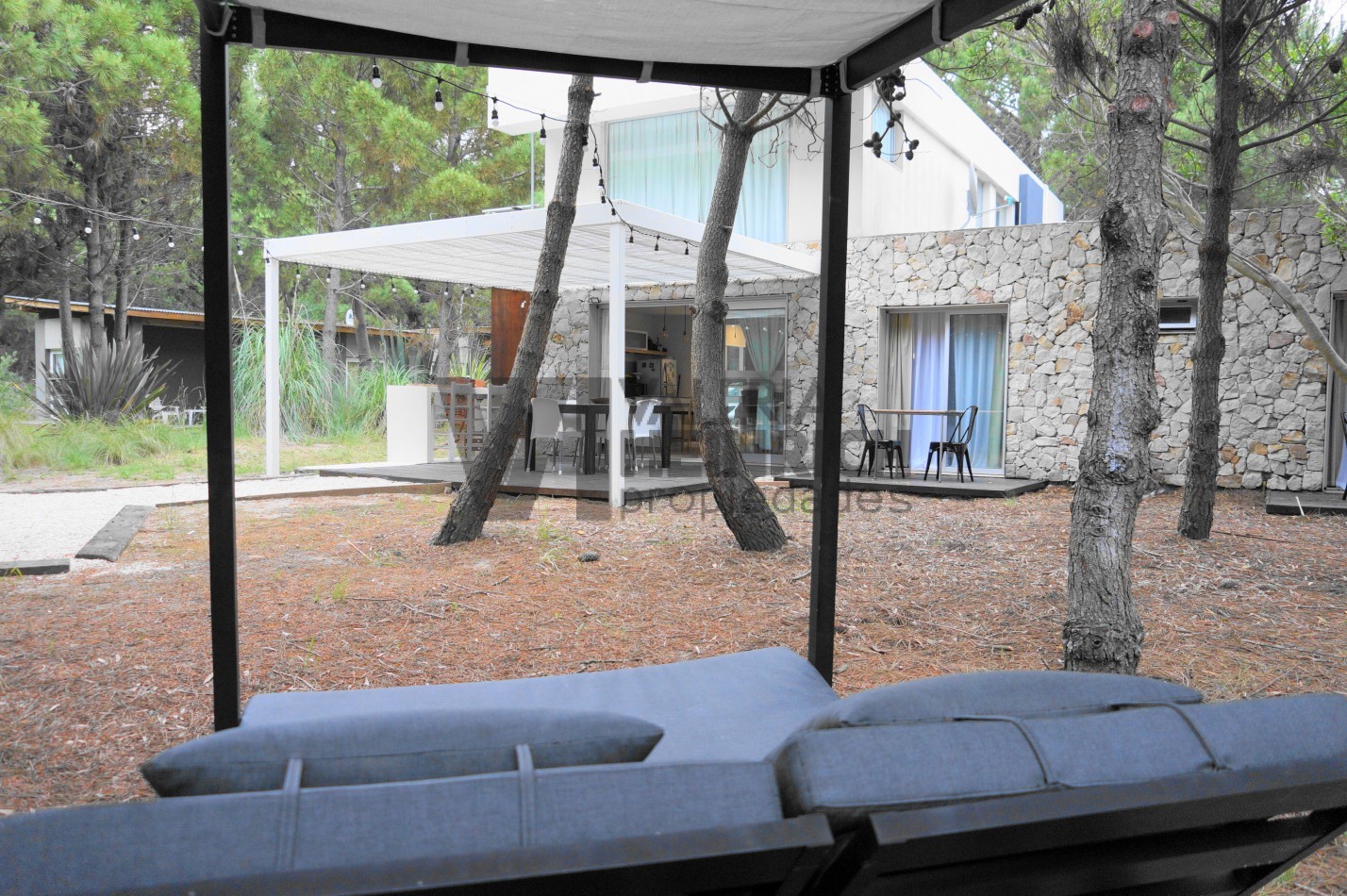 Alquiler casa Costa Esmeralda Residencial 