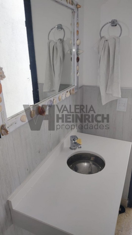Venta casa Villarobles Serena 4 dorm. piscina