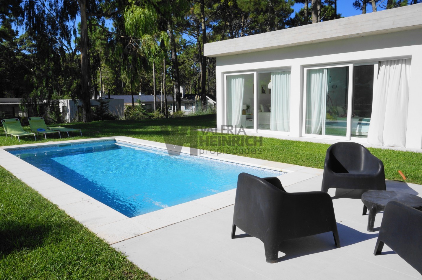 Casa en venta en barrio Alamos Pinamar