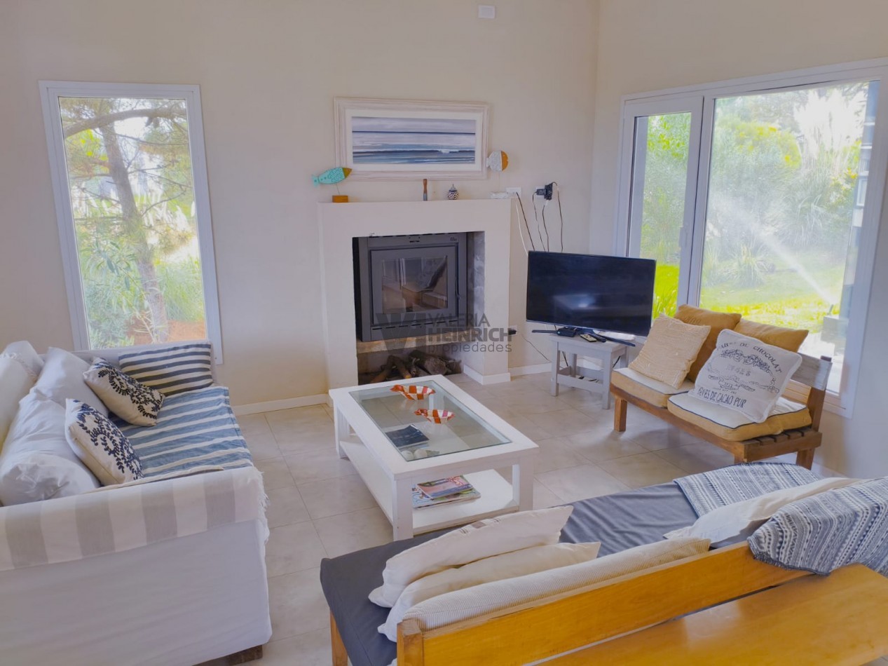 Venta casa Costa Esmeralda Ecuestre. gas natural