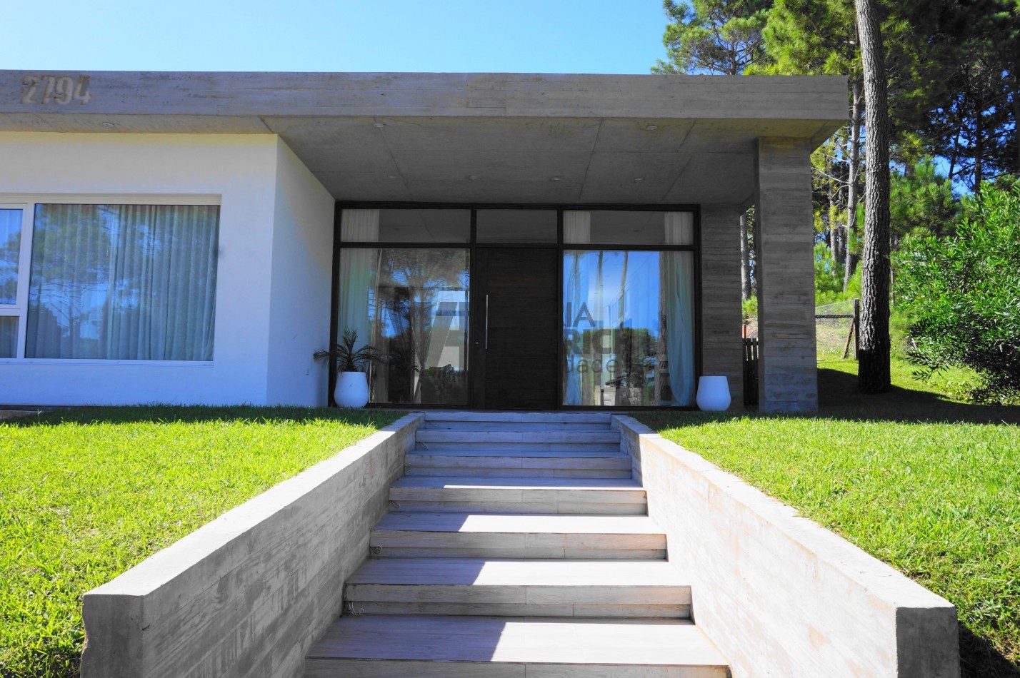 Casa en venta en barrio Alamos Pinamar