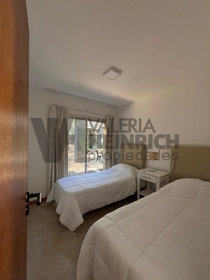 Alquiler casa Costa Esmeralda Residencial 