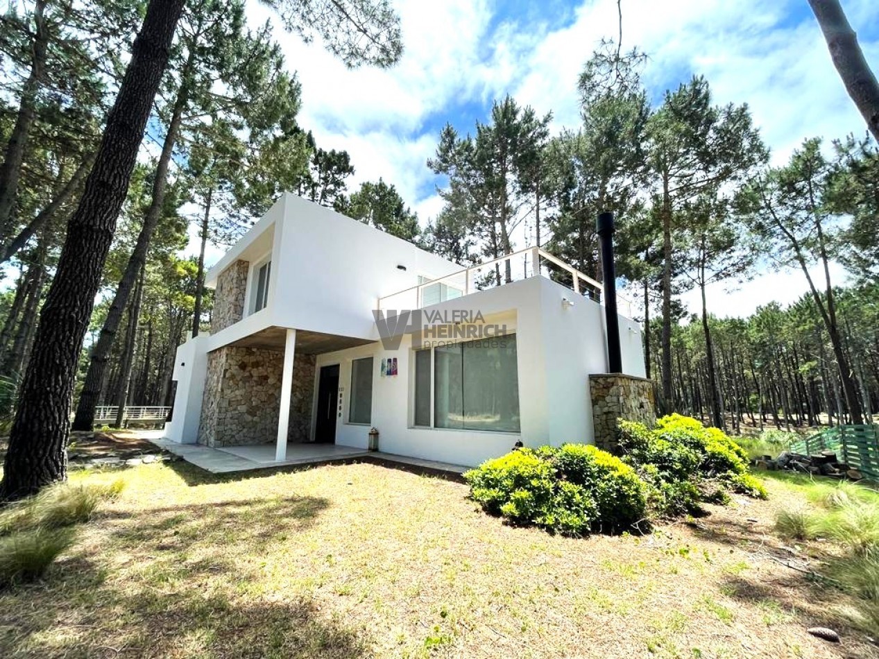 CASA EN VENTA VILLA ROBLES LAGUNA ALBATROS