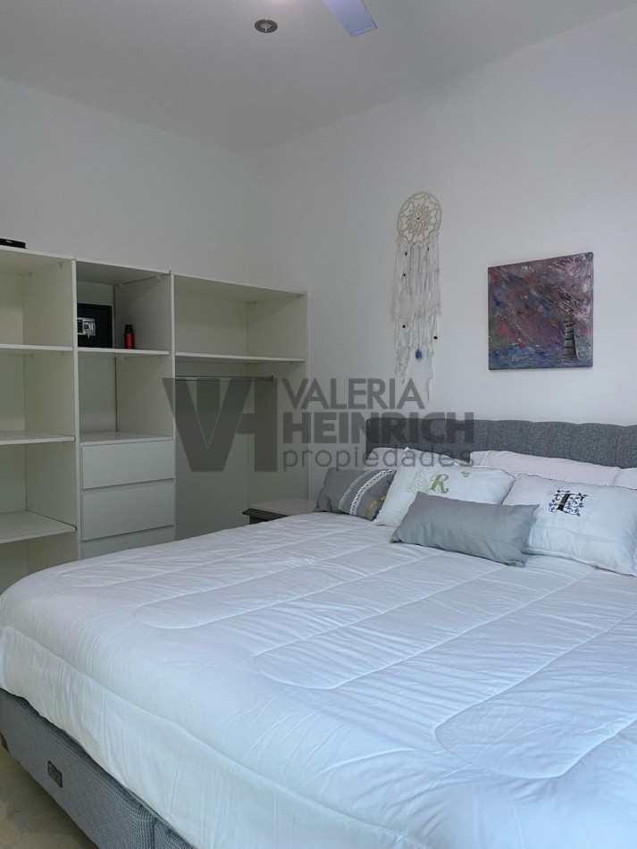 Venta casa Villarobles Serena 4 dorm. piscina