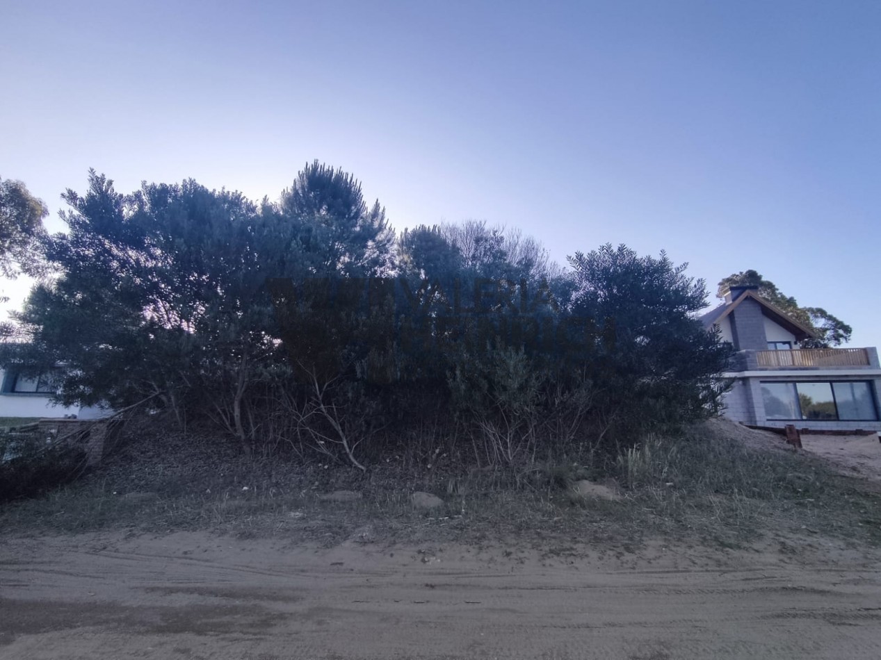 Venta lote Costa Esmeralda Senderos 3 Fondo libre