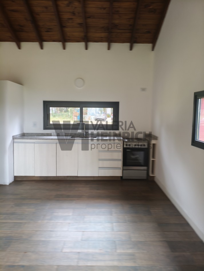 Casa en venta estilo campo costa esmeralda deportiva