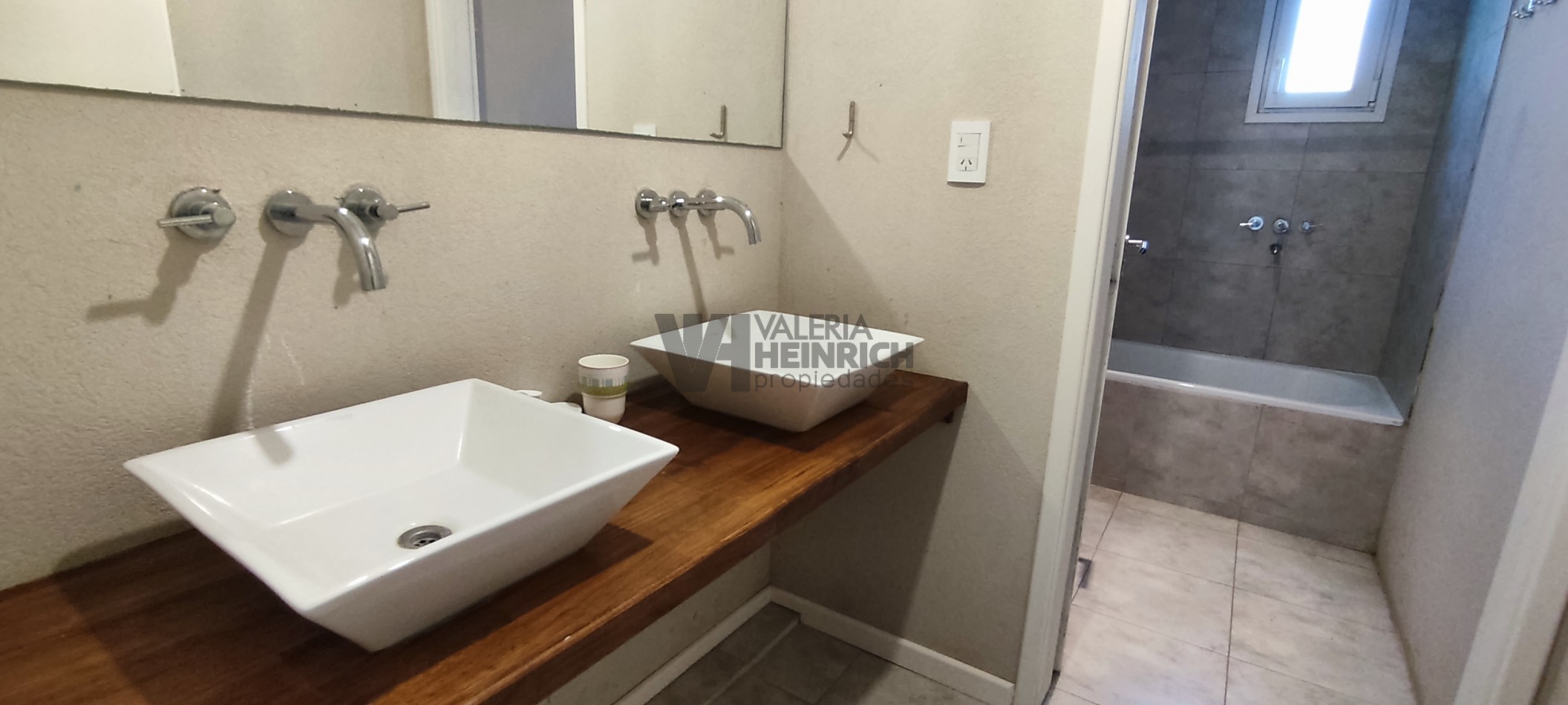 Casa En Venta  Costa Esmeralda Ecuestre. Con gas natural