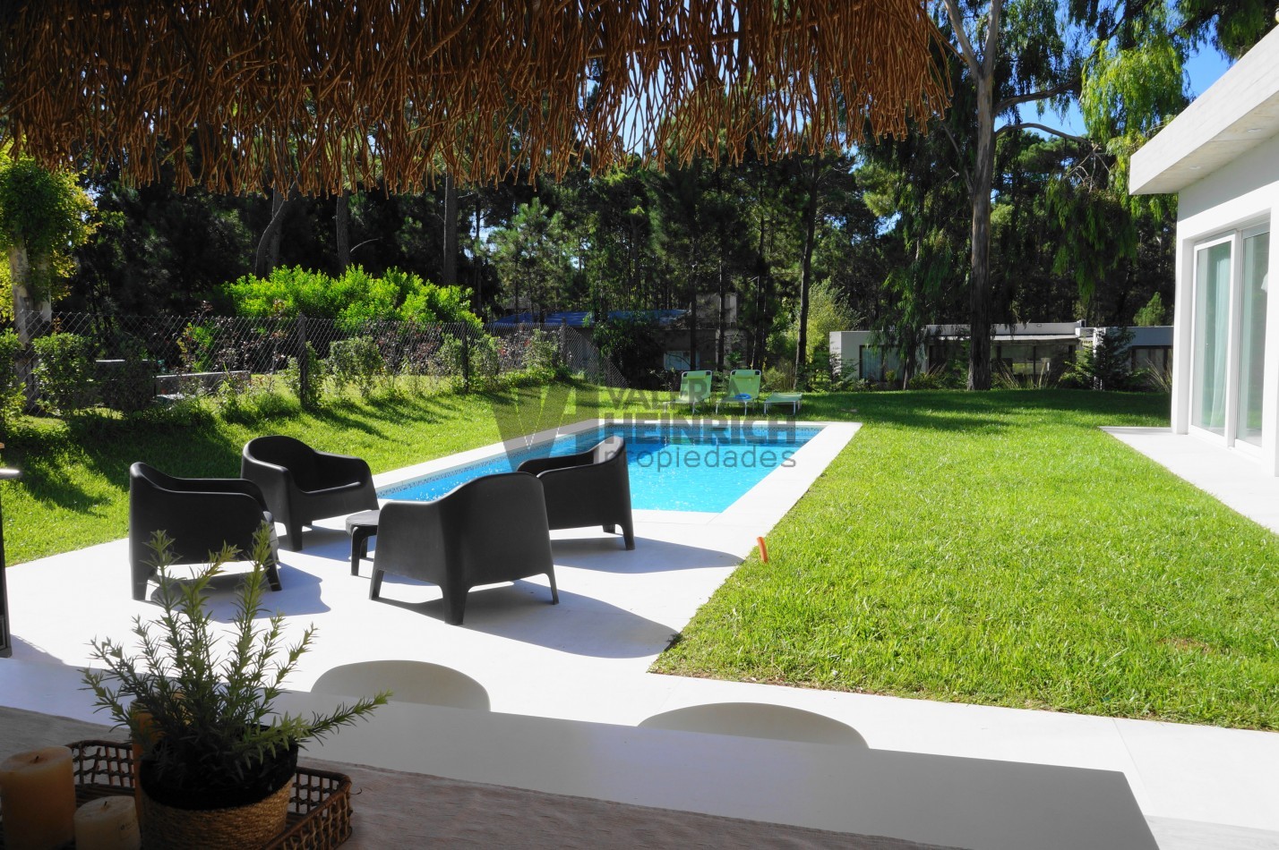 Casa en venta en barrio Alamos Pinamar