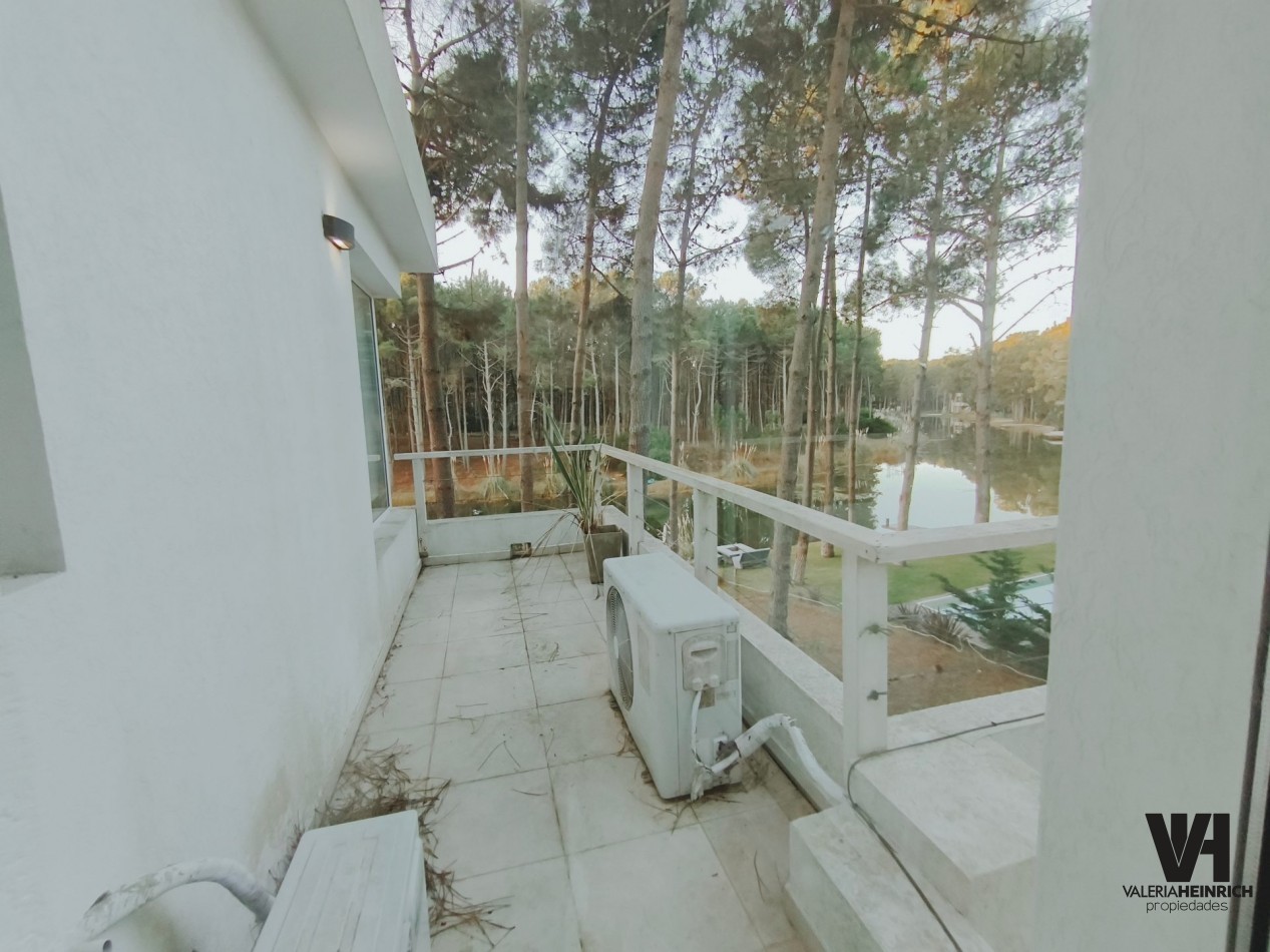 casa Villarobles venta laguna 4 dorm.  oportunidad 
