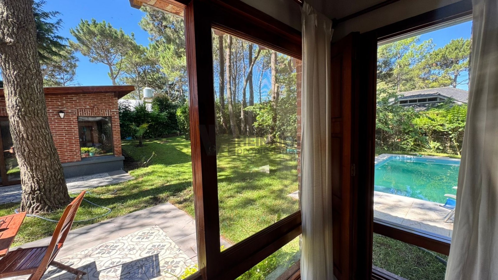 CASA EN ALQUILER PINAMAR PILETA 6 PAX