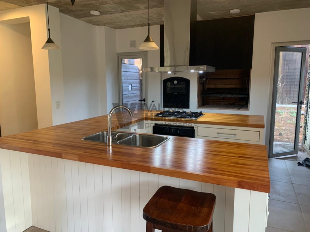 CASA VENTA BARRIO VILLAROBLES ALBATROS PINAMAR LA COSTA