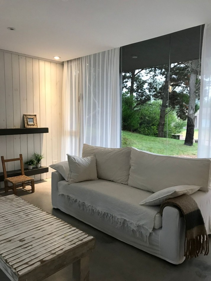 Venta y alquiler casa en Costa Esmeralda deportiva