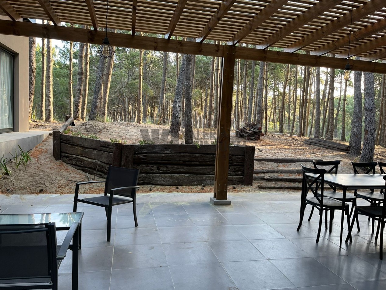 Alquiler  y venta casa Villarobles Brisas 3 dorm
