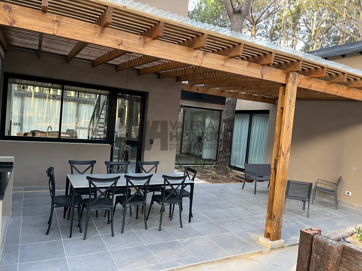 Alquiler  y venta casa Villarobles Brisas 3 dorm