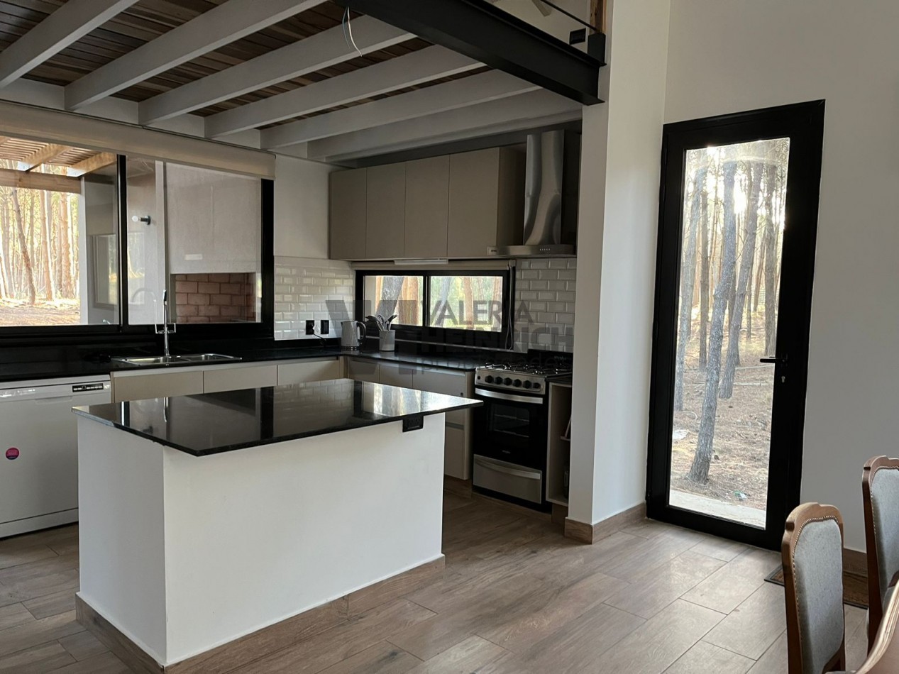 Alquiler  y venta casa Villarobles Brisas 3 dorm