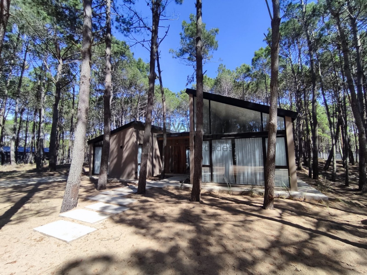 Alquiler  y venta casa Villarobles Brisas 3 dorm