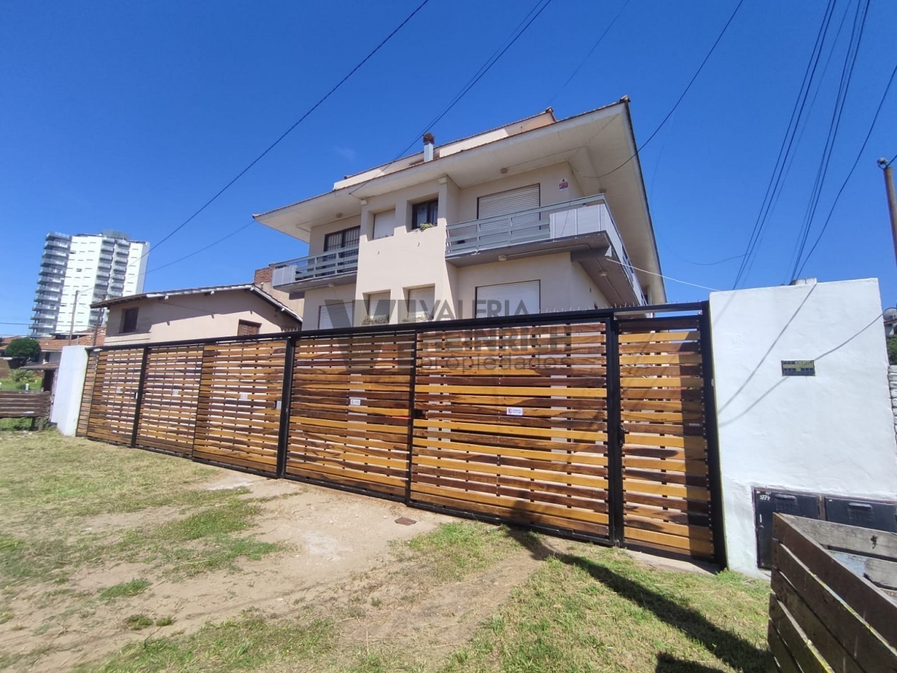 Venta Departamento Villa Gesell Sur 2 amb PB 1 cuadra del mar