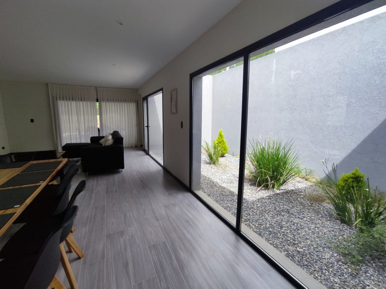 Alquiler casa Costa Esmeralda Ecuestre 8 pax