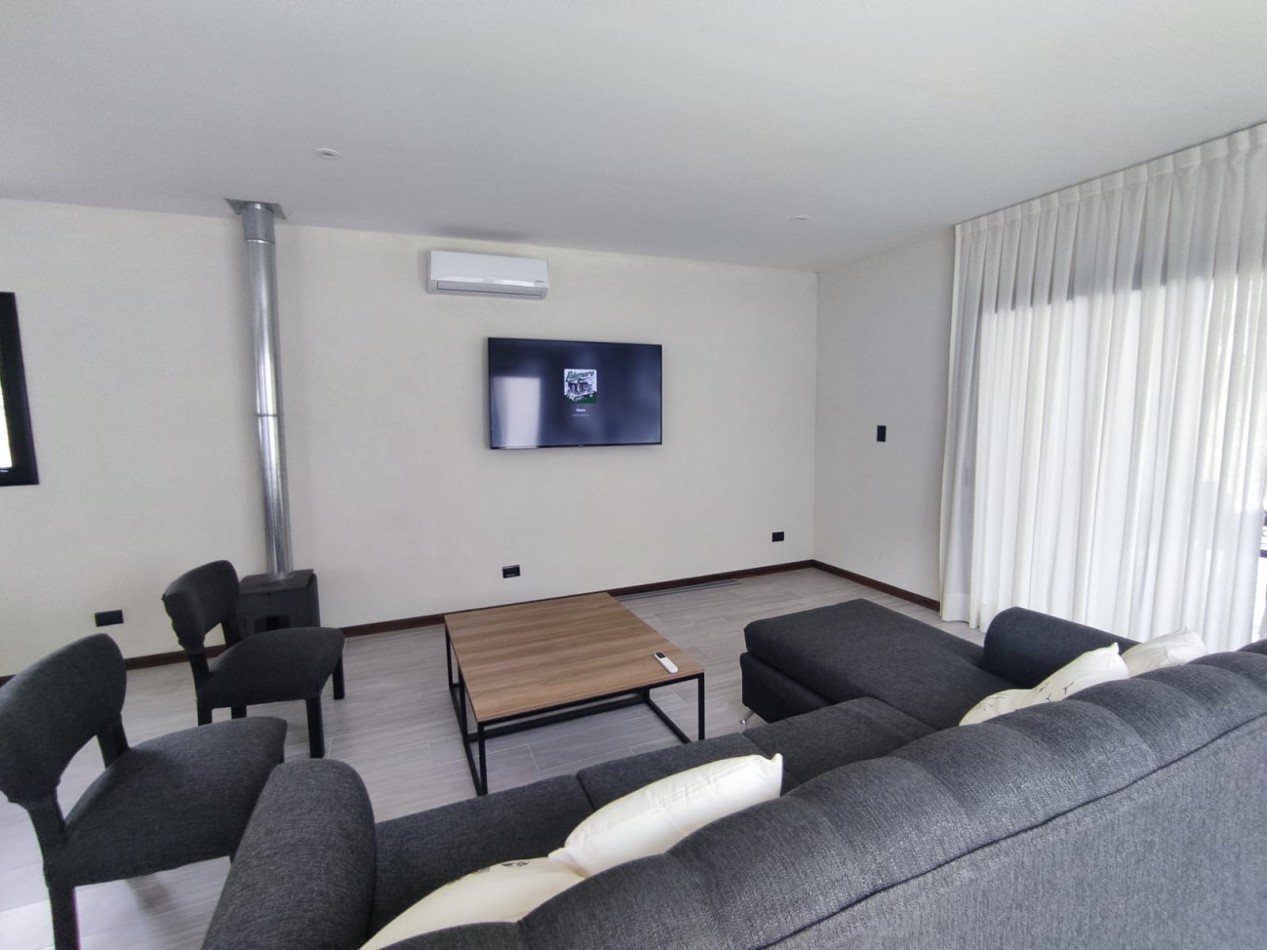Alquiler casa Costa Esmeralda Ecuestre 8 pax