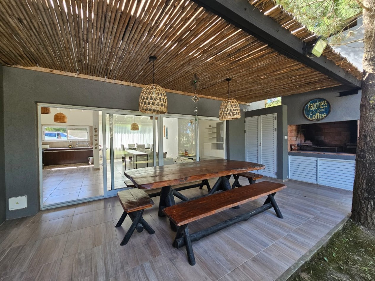 Casa en Costa Esmeralda Ecuestre 6 pax piscina
