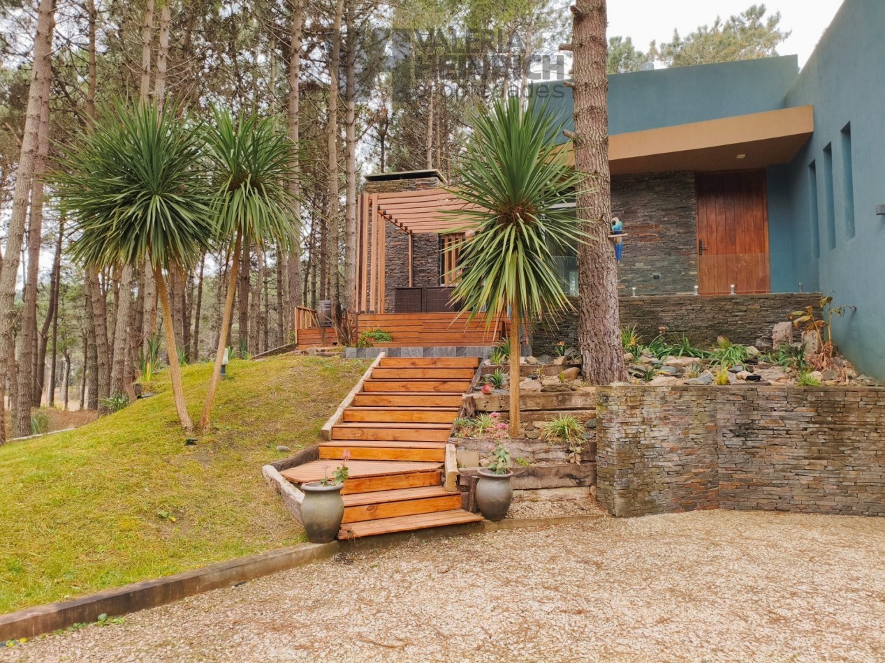 Casa en Villarobles bosque mar barrio cerrado