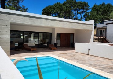 Venta de Costa Esmeralda Deportiva piscina 3 dorm