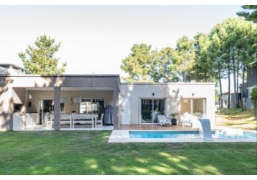 Alquiler Costa Esmeralda Residencial 